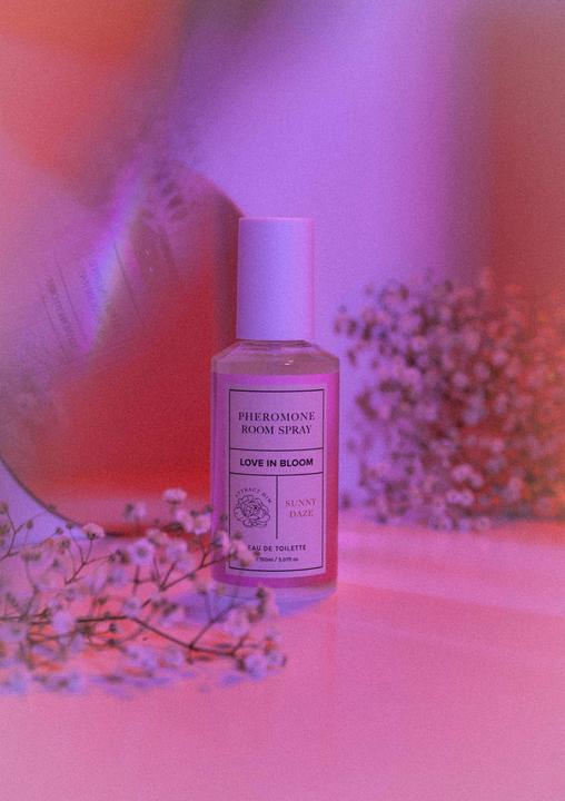 Produktbild Eye of Love Pheromone Room Spray Attract Him 150ml Sunny Daze (Eau de Toilette, 150 ml)