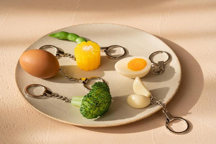 Actual product image Yumazing Edamame keyring pendant