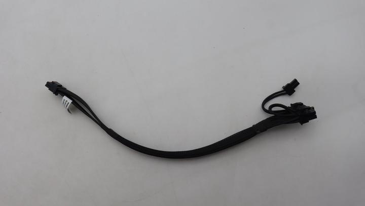 Produktbild Lenovo Fru16p to Dual PCIe 6+2p