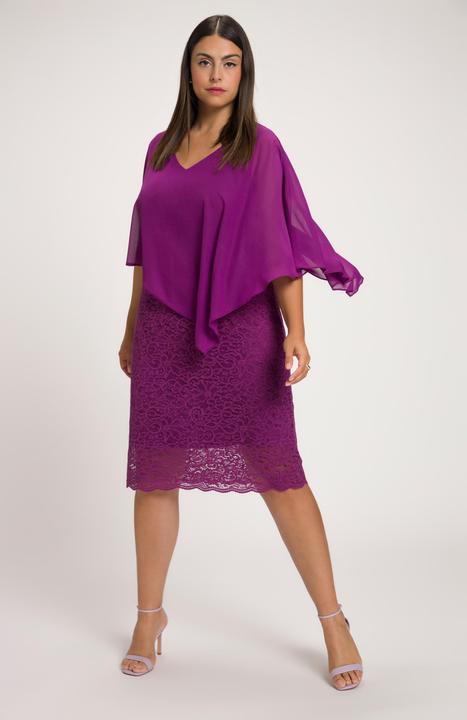 Image du produit Ulla Popken Robe de soirée en jersey. Cape en mousseline. Bas de jupe en dentelle. Manches 3/4 (54)
