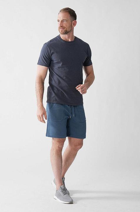 Actual product image Closed Classic (L)