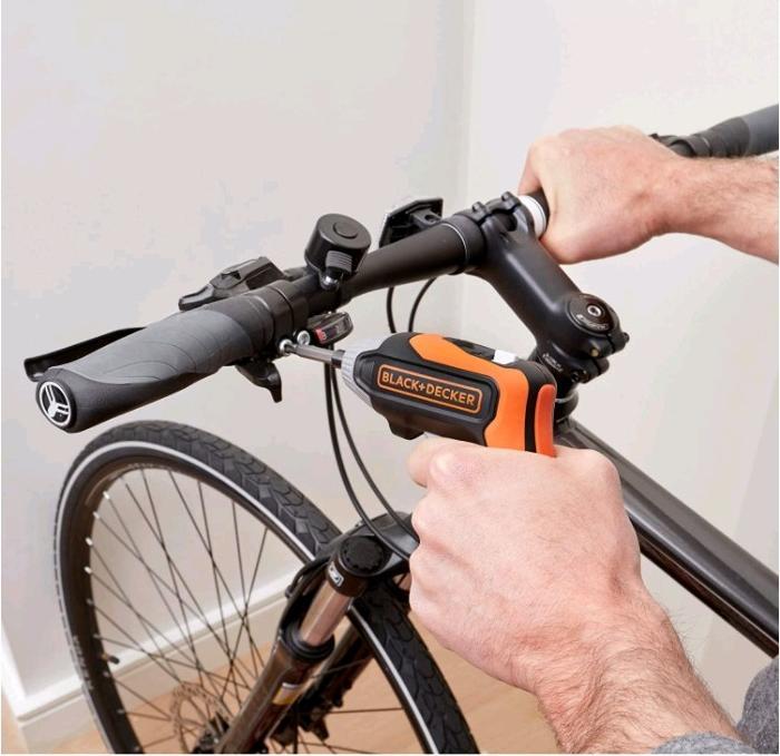 Actual product image Black & Decker BCF611CK (Rechargeable battery operated)