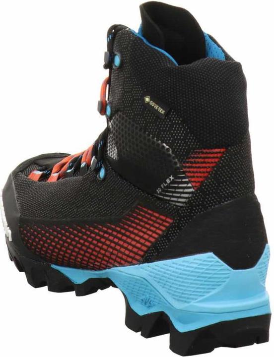 Actual product image La Sportiva Aequilibrium ST GTX (41)