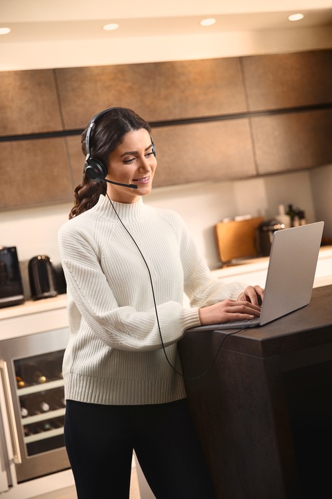 Actual product image Jabra EVOLVE2 30 SE USB-A UC (Cable, USB-A)