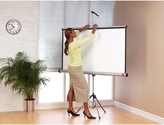 Actual product image Nobo Professional tripod screen 1902396W 175x115cm (68.90", 16:10)