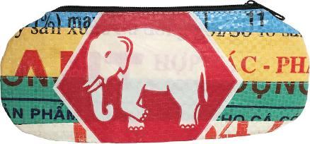 Produktbild Bekos Upcycling - Brillenetui aus recycelten Säcke Patchwork Elephant R