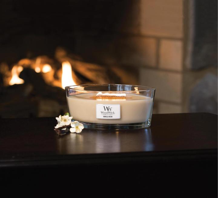 Actual product image WoodWick Vanilla Bean (453.60 g)