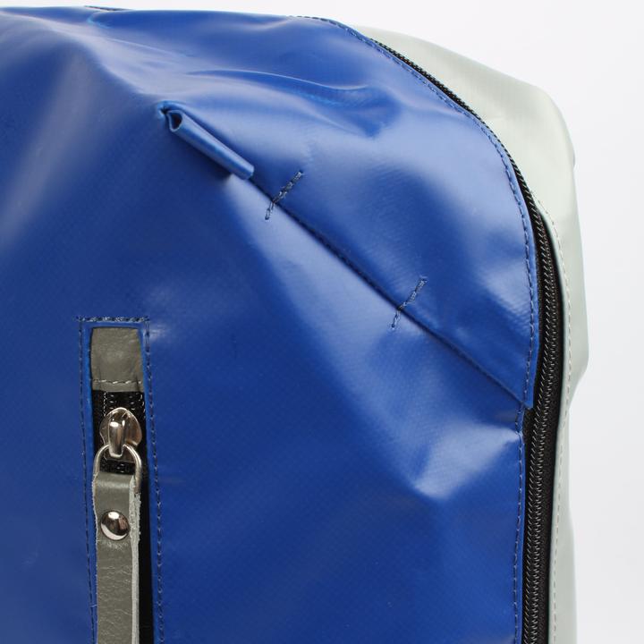 Actual product image 7clouds Stadtrucksack Novis 7.1 (12 l)