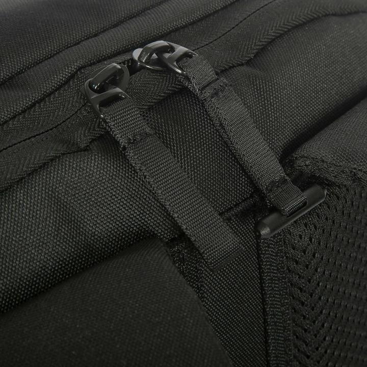Actual product image Targus Commuter EcoSmart (20 l)