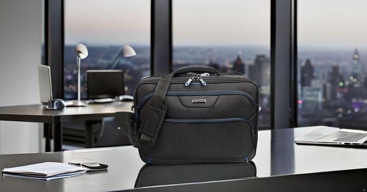 Image du produit Lightpak Executive Line LIMA (17", Universel)