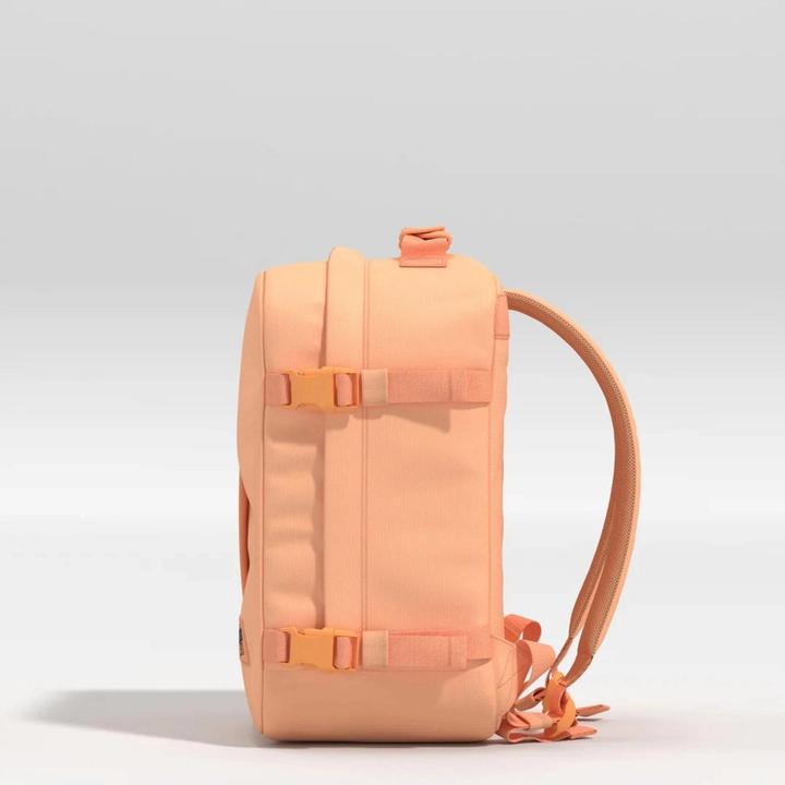 Produktbild Cabin zero Travel Daypack 39 cm Laptopfach (28 l)