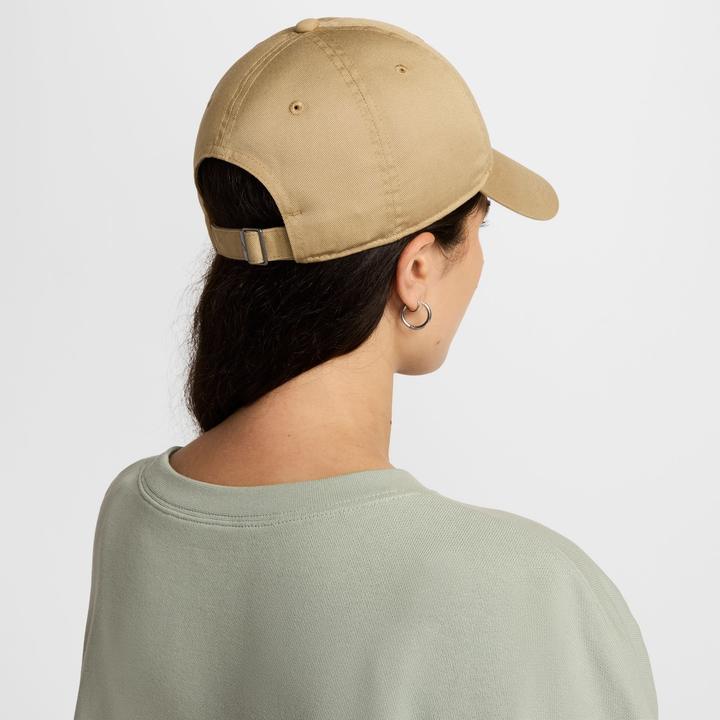 Actual product image Nike beige club cap