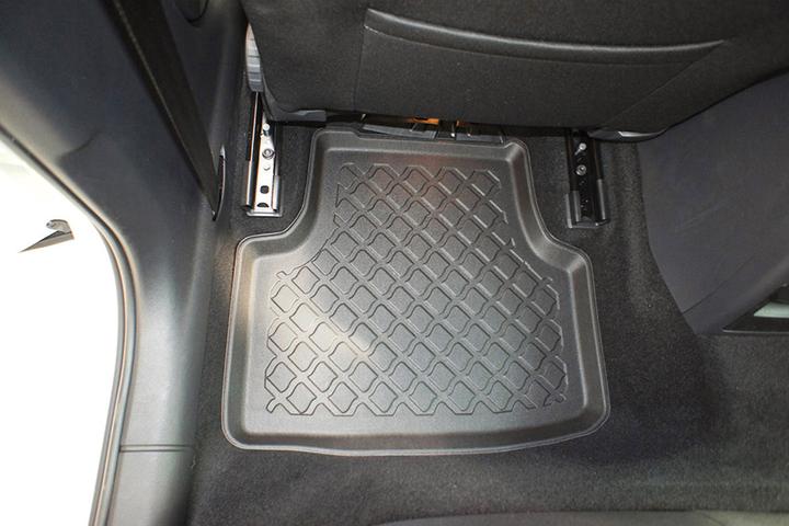 Produktbild Aristar 3D Allwetter Fussmatten für Skoda Octavia Kombi IV ab 2020 bis heute (1 Set à 3 Fussmatten)