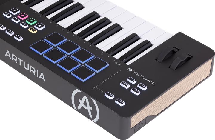Actual product image Arturia KeyLab Essential 49 MKIII (Keyboards)