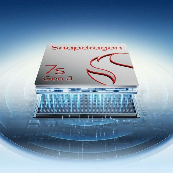 Produktbild realme Smartfon 14 Pro+ 5G 12/512GB Nebula Purple (512 GB, Nebula Purple, 6.83", Dual SIM, 5G)