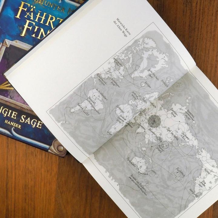 Actual product image DeathHunter Moon 01. tracker (German, Angie saga, 2017)