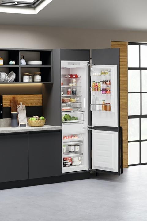 Actual product image Bauknecht KGITN 28254 (350 l)