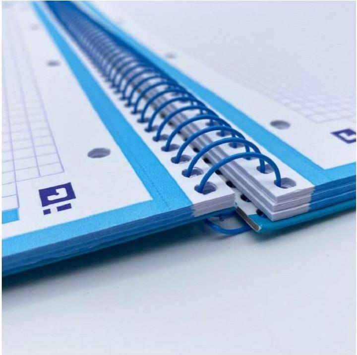 Image du produit Oxford Livre européen (A4+, Quadrillé, Couverture rigide)