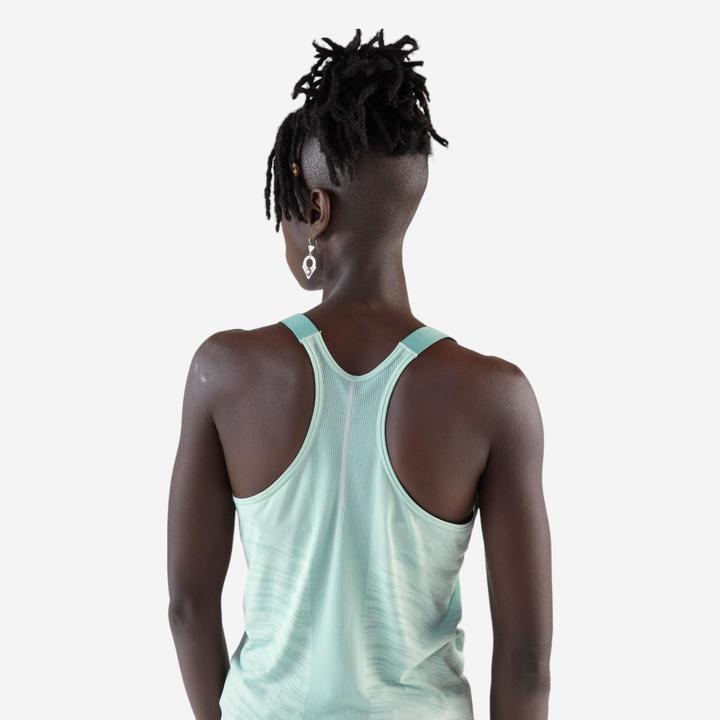Actual product image Kiprun Run 500 women's running tank top with built-in bra - green (S)