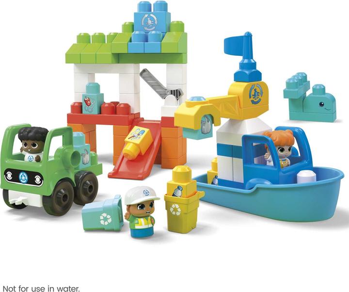 Actual product image Mega Bloks Green Town™ Ocean Time Clean Up
