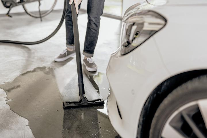 Actual product image Kärcher WD 3 S V-17/6/20 CAR (Wet dry vacuum cleaner)
