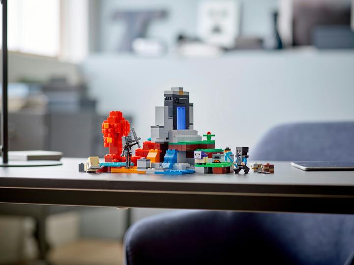 Produktbild LEGO Das zerstörte Portal (21172, LEGO Minecraft)