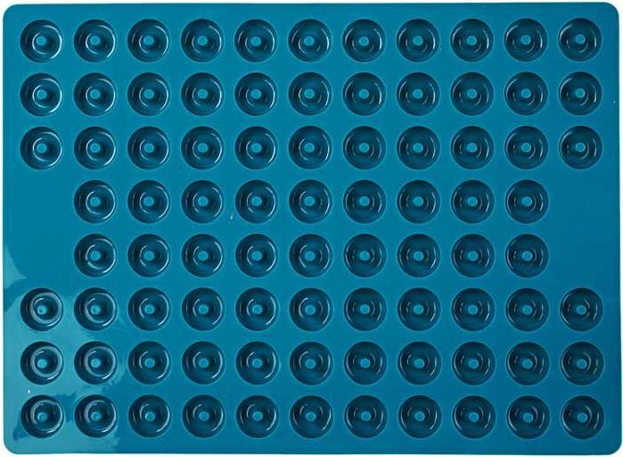 Actual product image Collory Baking mat for medium dog treats donut