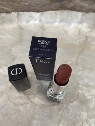 Image du produit Dior Soft Burgundy Rechargeable Rouge à Lèvres (915 Bourgogne doux)