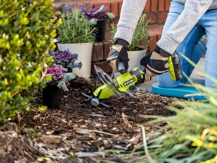 Actual product image Ryobi RY18HCA-0