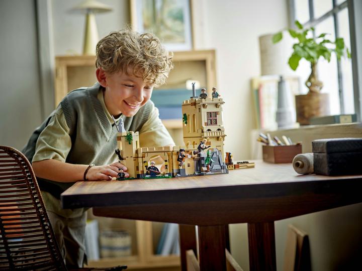 Produktbild LEGO Schloss Hogwarts Flugstunden