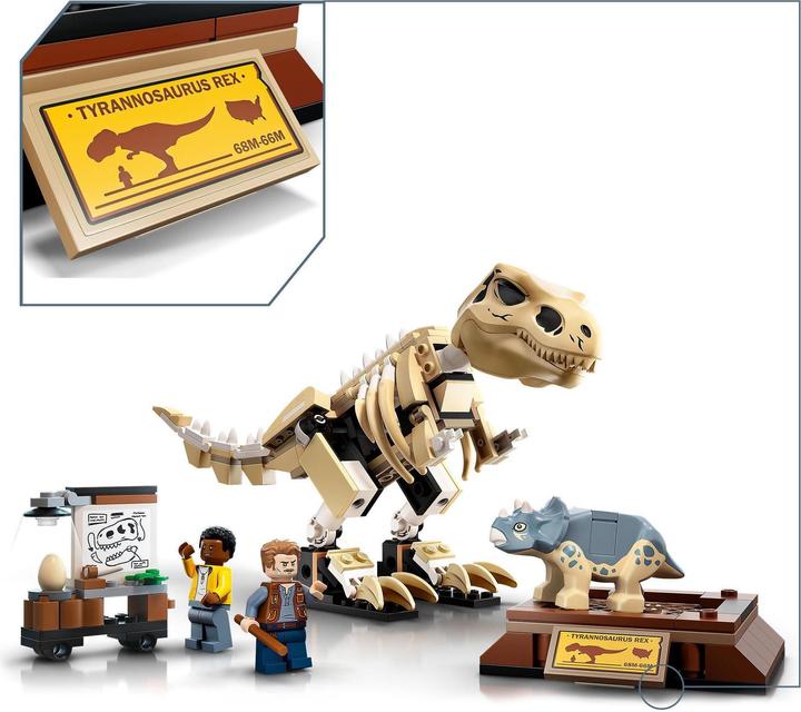 Productafbeelding LEGO T. Rex skelet in de fossielen tentoonstelling (76940, LEGO Jurassic World)