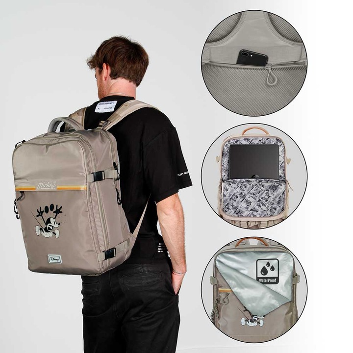 Produktbild Karactermania Large Mercury Travel Backpack 47x23x33cm Face