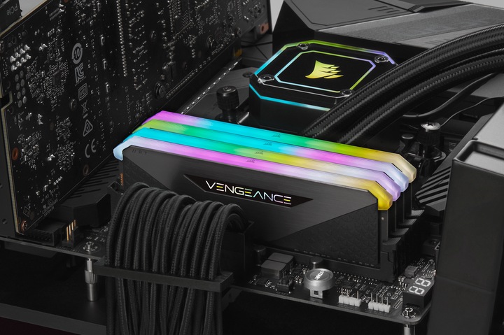 Produktbild Corsair Vengeance RGB RT (2 x 16GB, 3600 MHz, DDR4-RAM, DIMM)