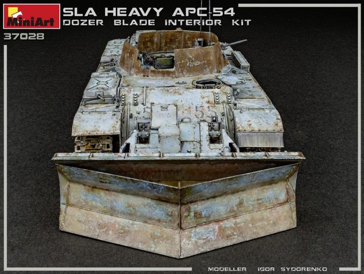 Actual product image Mini art SLA APC T-54 w/Dozer Blade. Interior Kit
