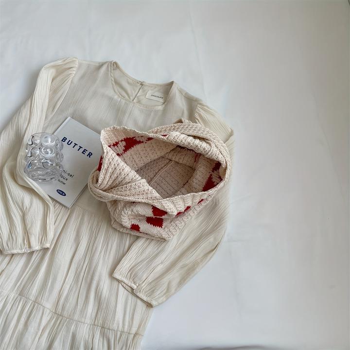 Actual product image Only-Bags.Store Minimalist hobo bag with love pattern, knitted shopping bag, lightweight holiday bag