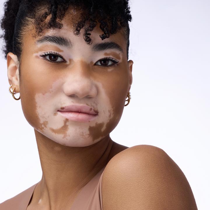 Produktbild Catrice Invisible Matte Loose Powder (001 Universal)