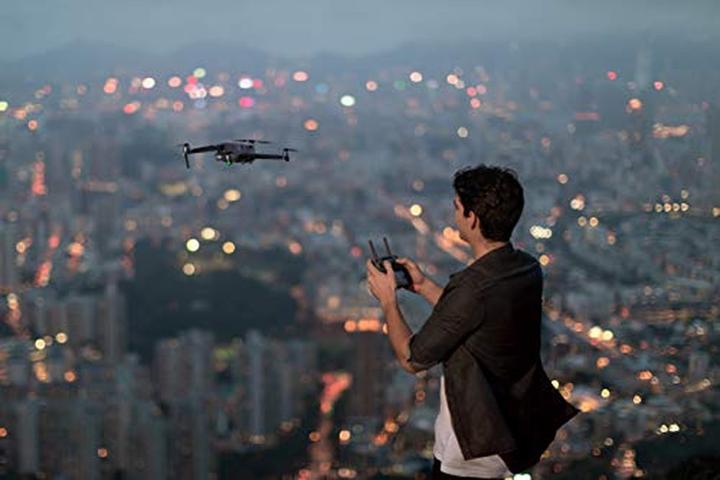 Image du produit DJI Mavic 2 Pro (UK) (31 min, 907 g, 20 Mpx)