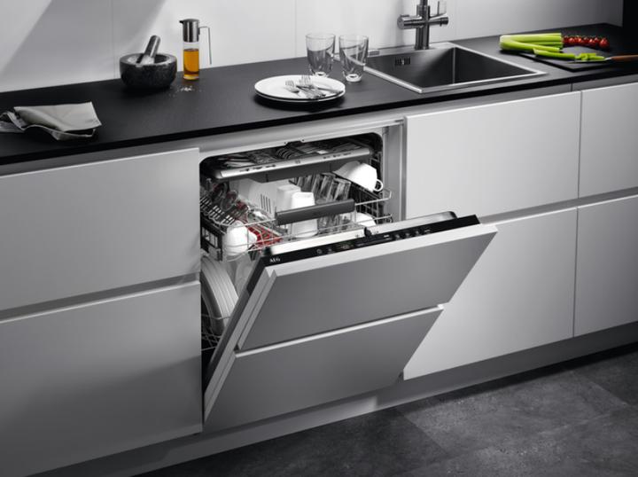Immagine prodotto AEG FSE75778P Lavastoviglie completamente integrata / serie 7000 con GlassCare® / 60 cm / compatibile
