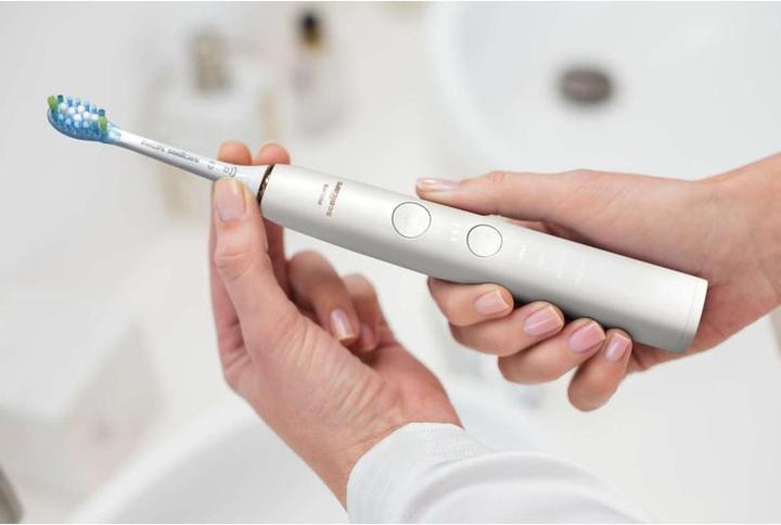 Actual product image Philips Sonicare DiamondClean 9000