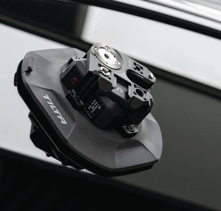 Actual product image Tilta Hydra Electronic Suction Cup with Multi-Functional Mounting Bracket (Mounting bracket)