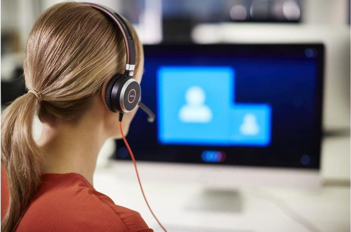 Actual product image Jabra Evolve 40 UC Mono (Cable, USB-C)