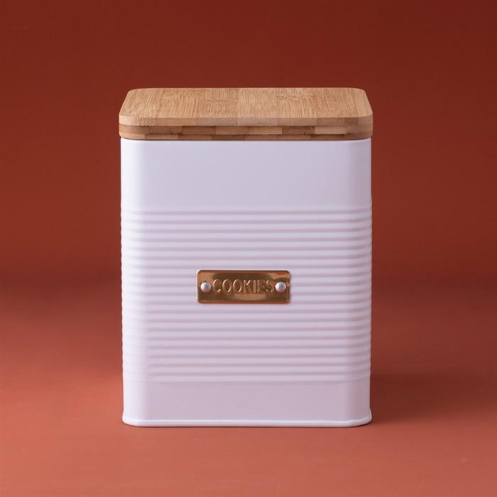 Actual product image Typhoon Otto Collection' biscuit tin