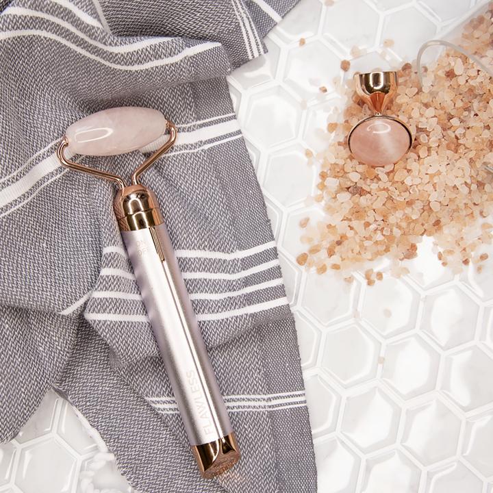 Produktbild Flawless Contour Gesichtsroller mit Rosenquarz White
