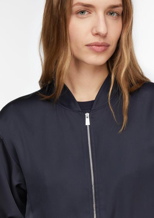 Produktbild Comma Blousonjacke aus Satin (46)