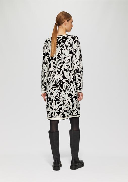 Actual product image S.Oliver Kleid Strickkleid mit Intarsienmuster (38)