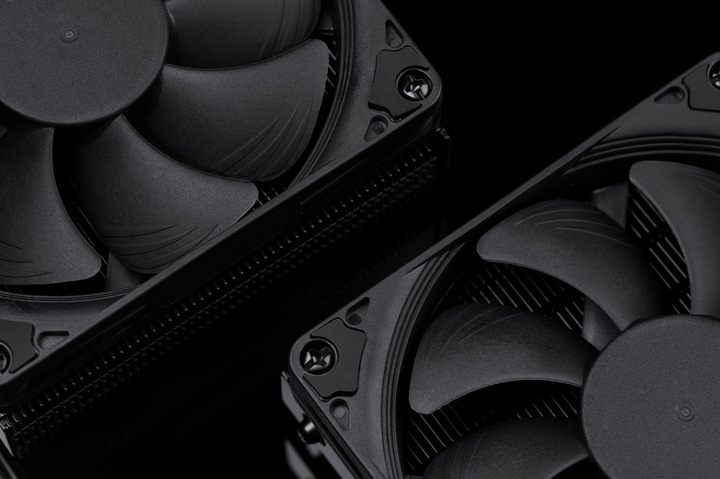 Actual product image Noctua NH-L9i Chromax Black (37 mm)