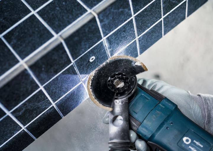 Produktbild Bosch Professional Zubehör EXPERT Grout Segment Blade ACZ 85 RD4 Blatt für Multifunktionswerkzeuge, 85 mm