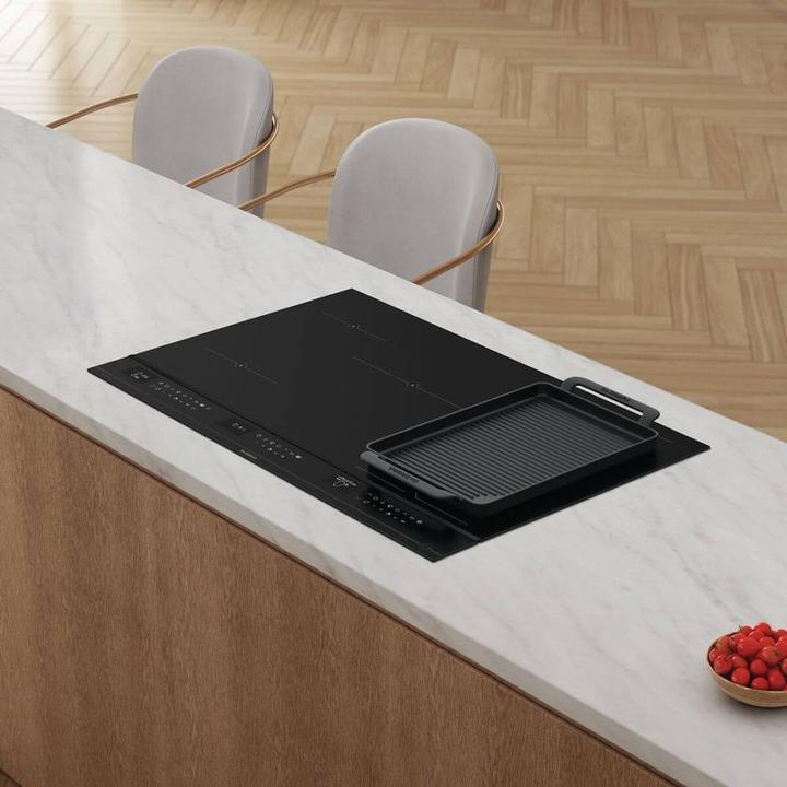 Produktbild De Dietrich Induktionskochfeld DPI 4832 B Schwarz (80 cm, Induktionskochfeld)