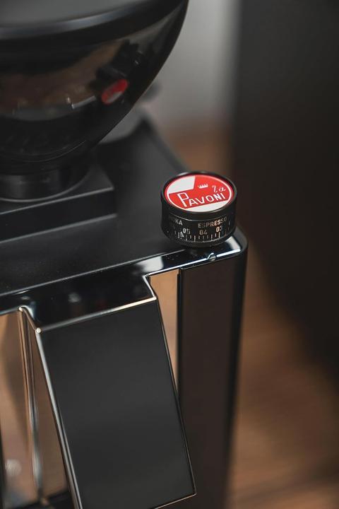 Actual product image La Pavoni Nuovo Kube Mill nero coffee grinder