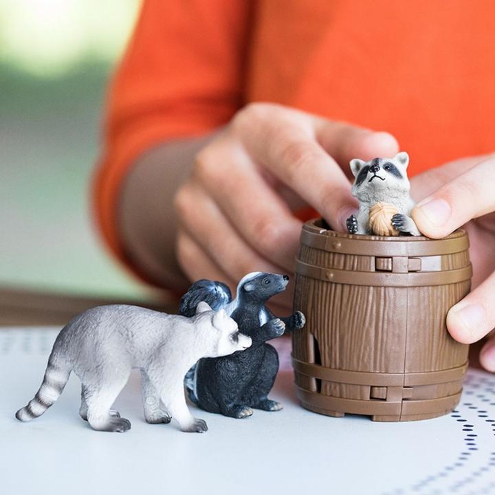 Actual product image Schleich Fun around the nut